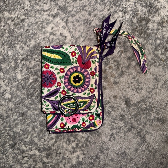 Folding wallet - Picture 1 of 4
